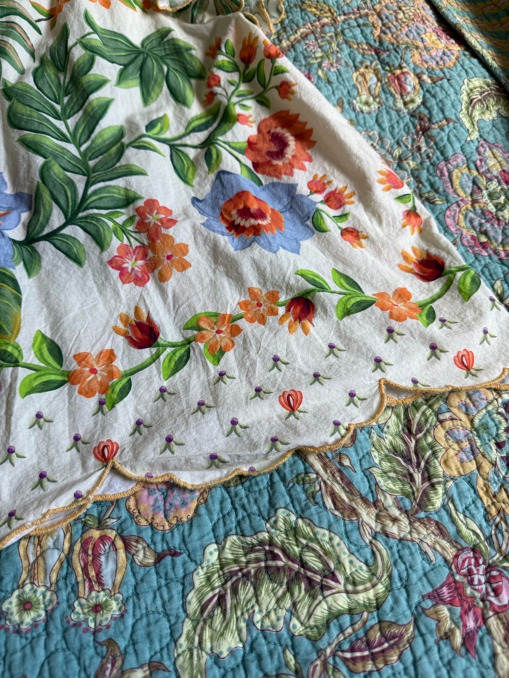 Farm Rio Short-Sleeve High-Neck Printed Blouse - Picture 9 of 11